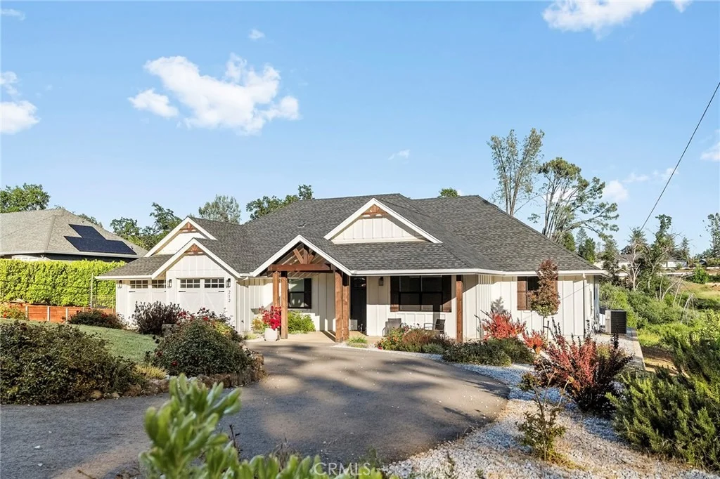 Photo of 212 Valley View Drive