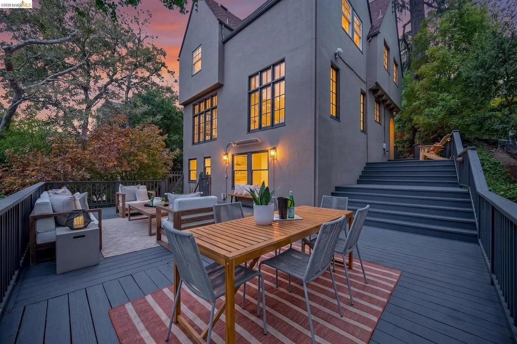 Photo of 939 Hillcroft Circle