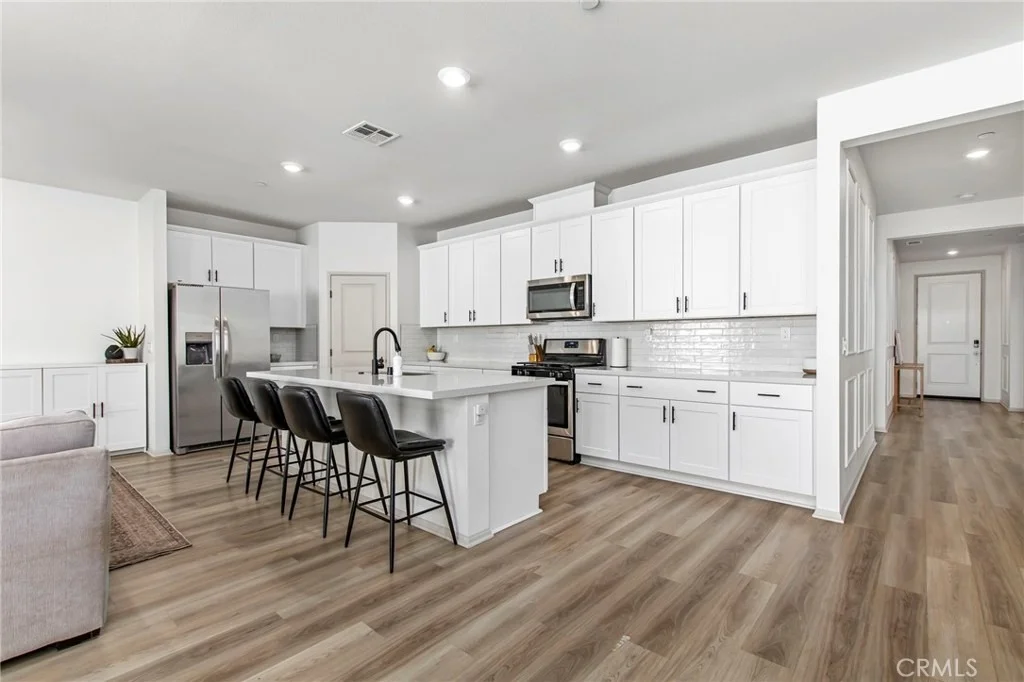 Photo of 31081 Skyview