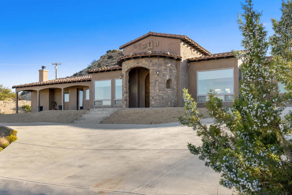 Photo of 56245 Cobalt Road
