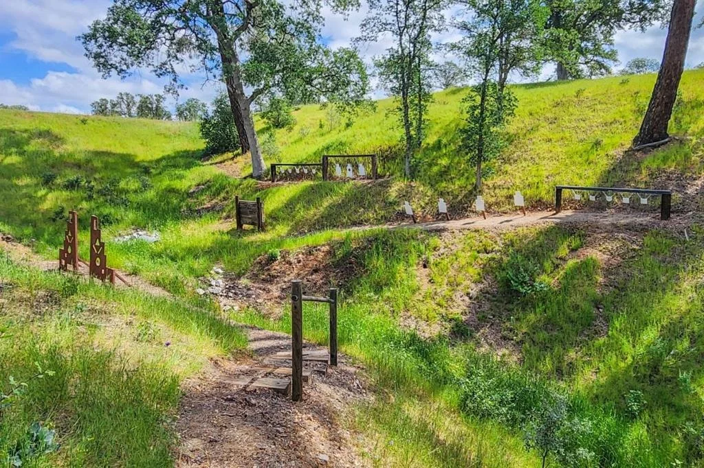 Photo of 17962 Coyote Lane