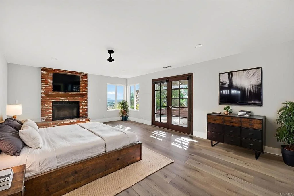 Photo of 40225 Lucero Drive