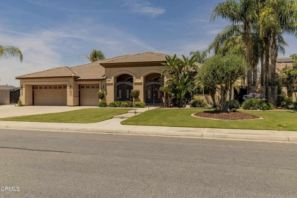 Photo of 13510 Hinault Drive