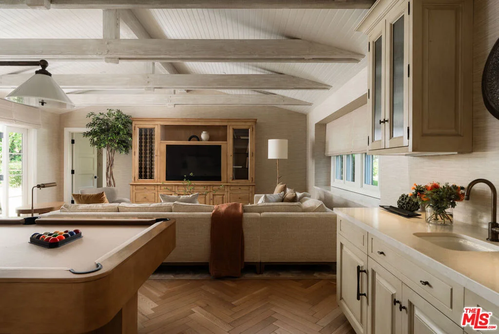 Photo of 610 Olive Road