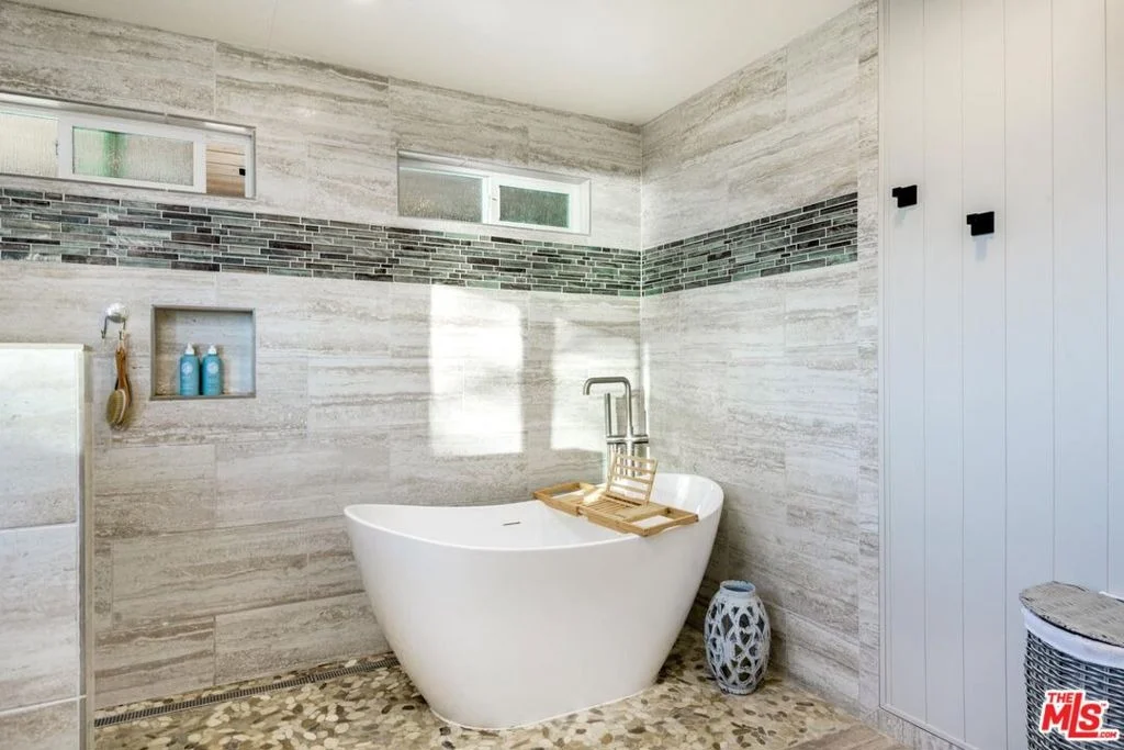 Photo of 4488 Foothill Road