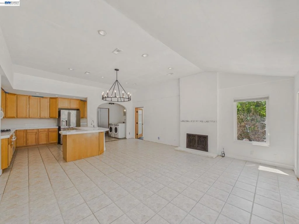 Photo of 327 Steven Cir