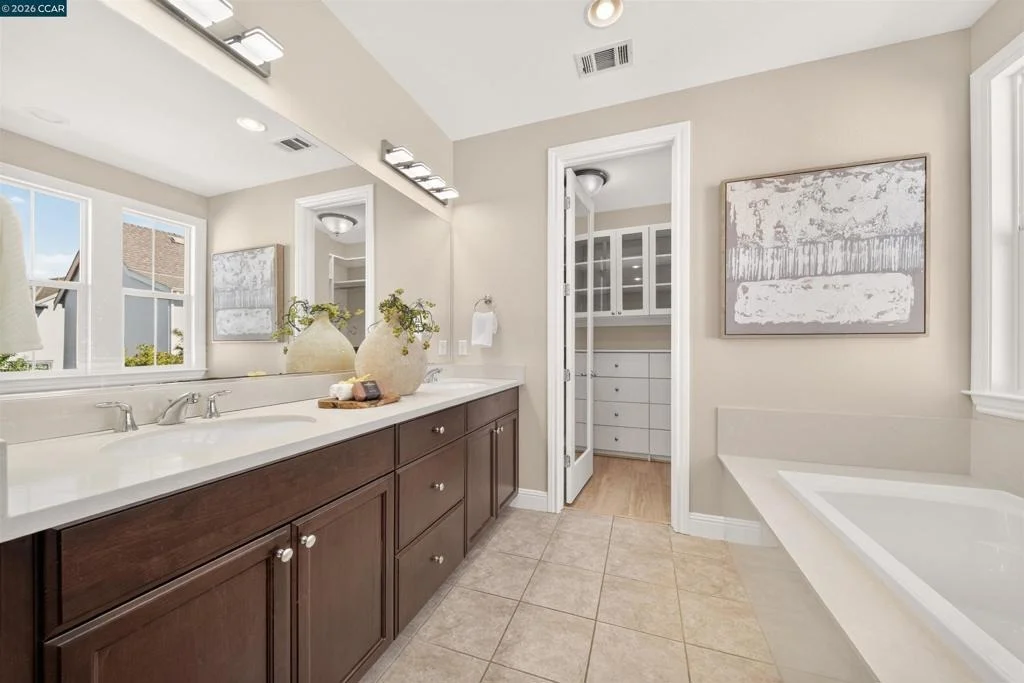 Photo of 4266 Sunset View Dr
