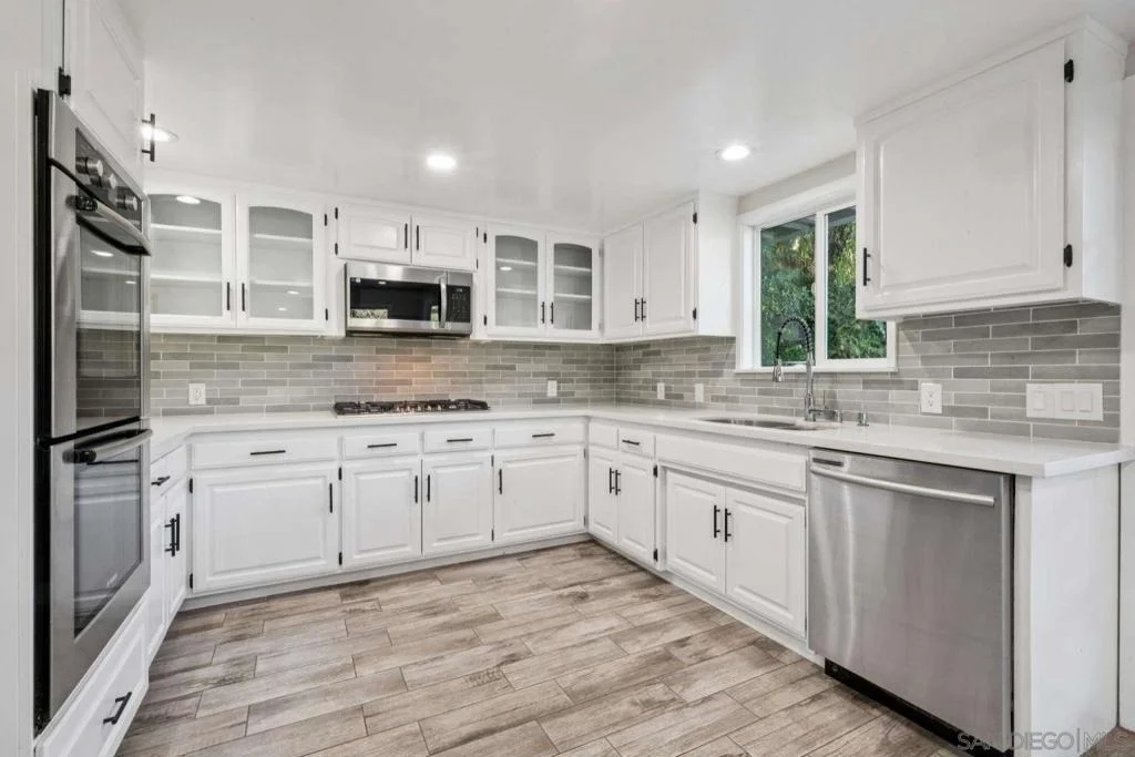 Photo of 9907 Shadow Hills DR