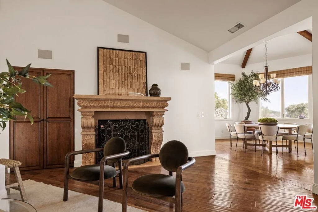 Photo of 2370 N Refugio Road