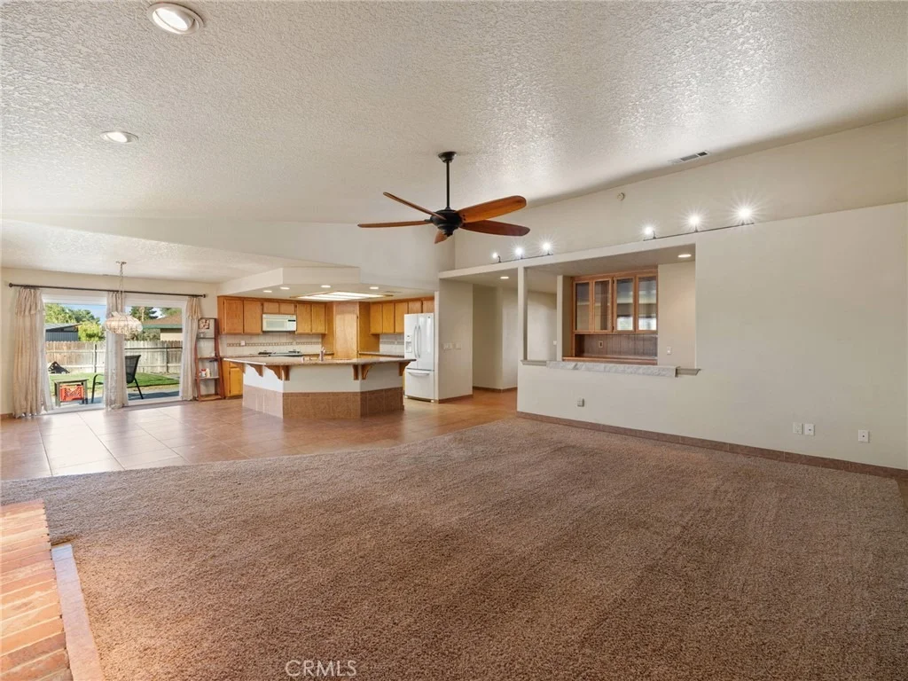 Photo of 15850 Elcona