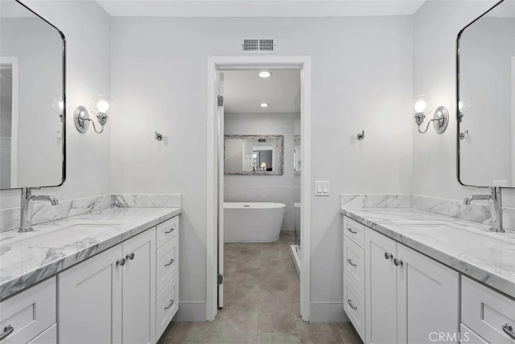Photo of 23852 Linnet Circle