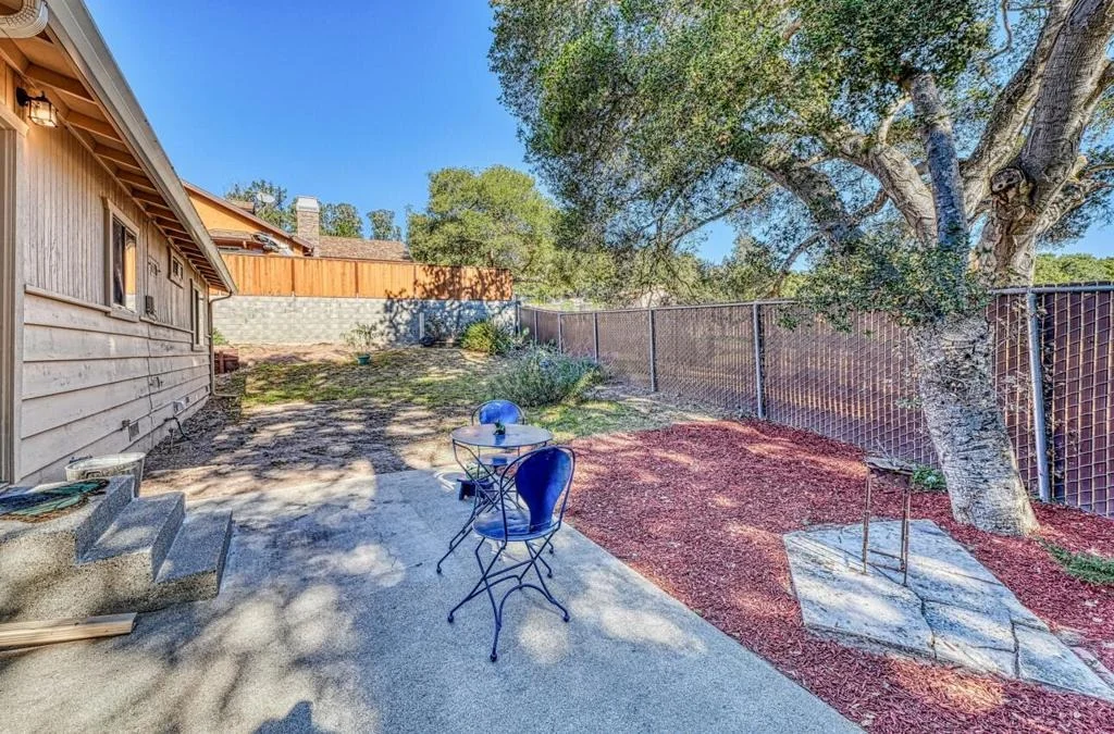 Photo of 7695 Pine Tree Way