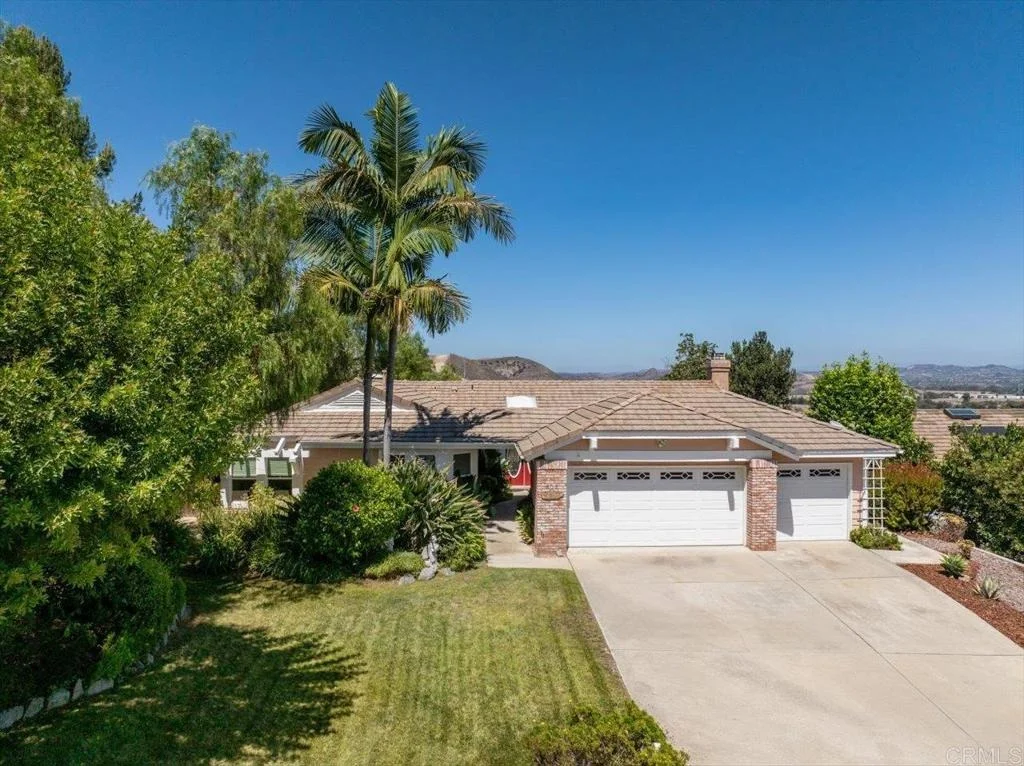 Photo of 878 Rivertree Drive