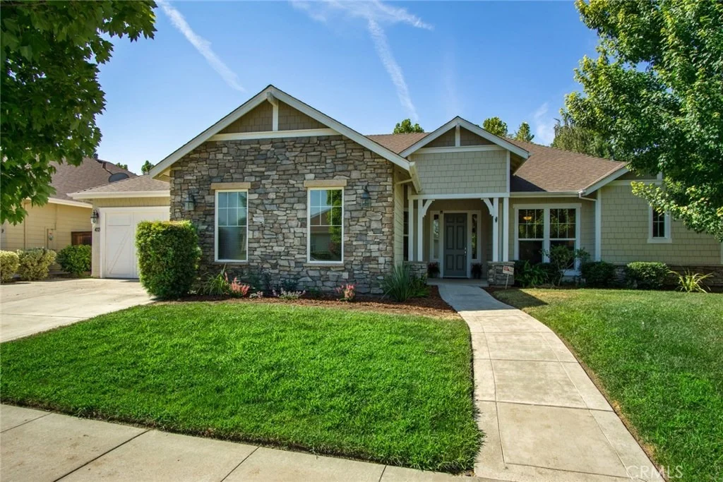 Photo of 433 Southbury Lane