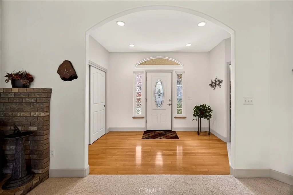 Photo of 3560 Lonnie