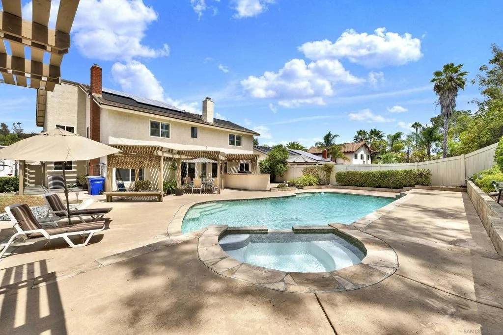 Photo of 13057 Treecrest