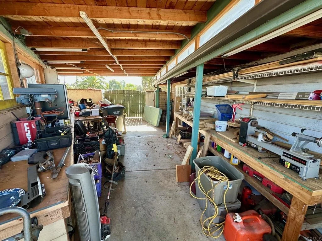 Photo of 880 Crest View Rd