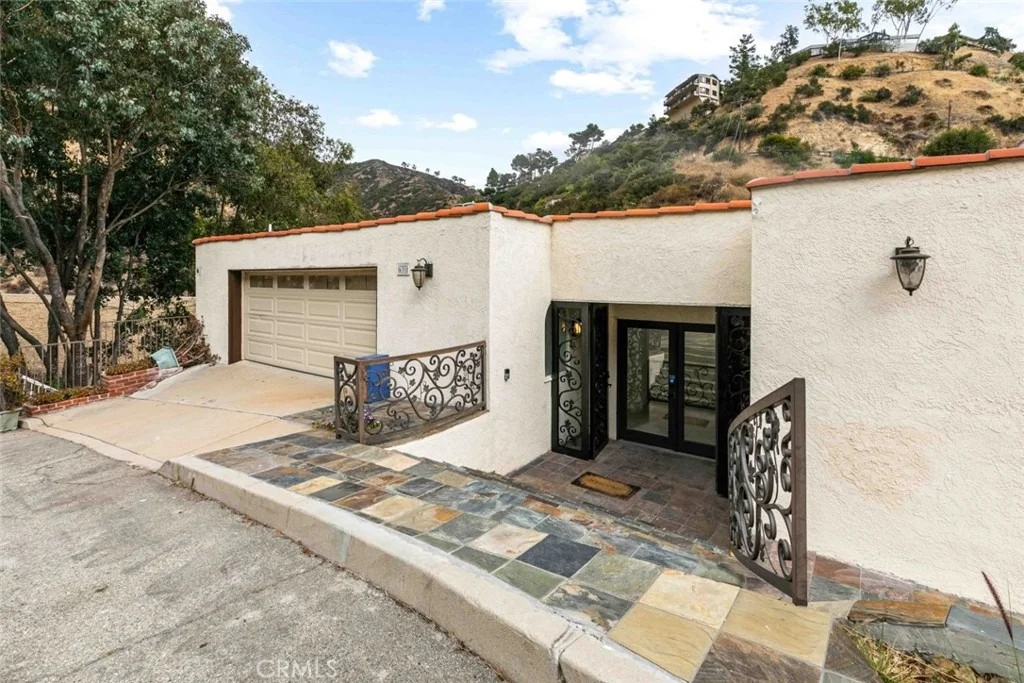 Photo of 631 Caleb Street