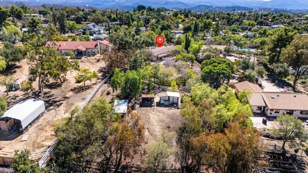 Photo of 3042 Holly Rd