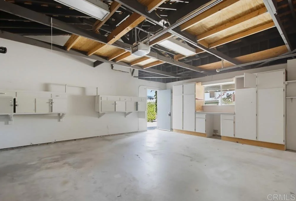 Photo of 31122 Old River Road