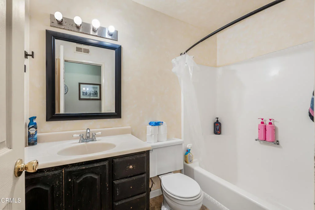 Photo of 2041 Herron Court