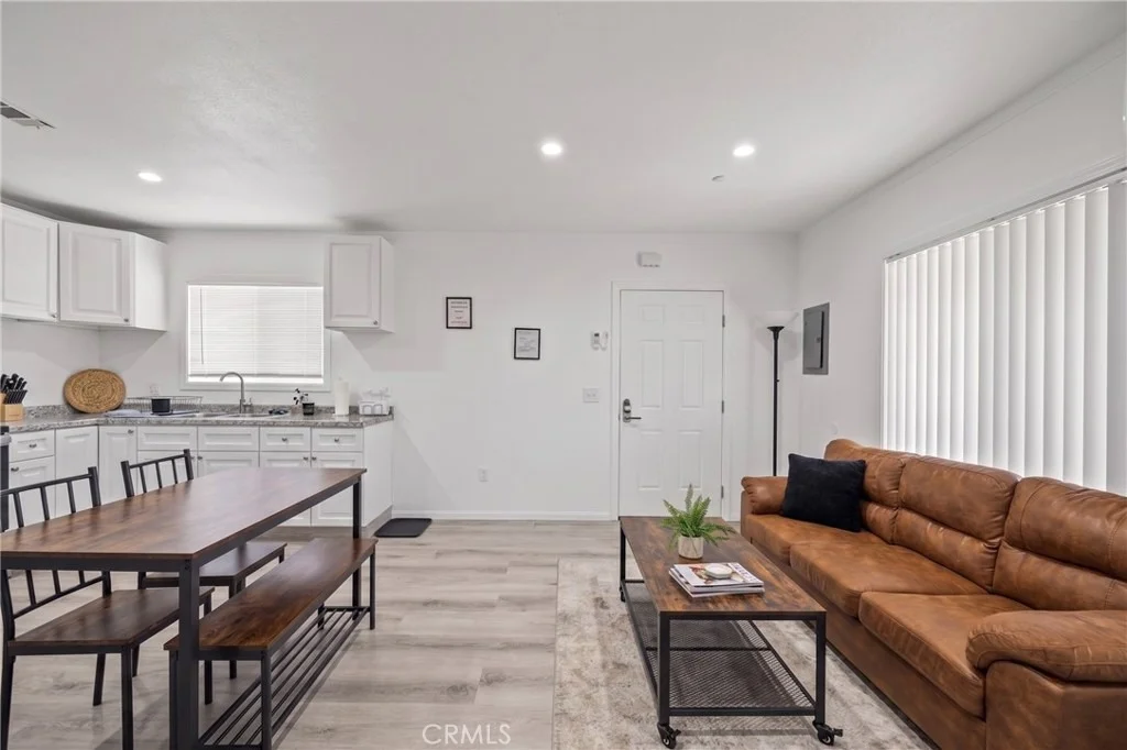 Photo of 212 W Kildare Street