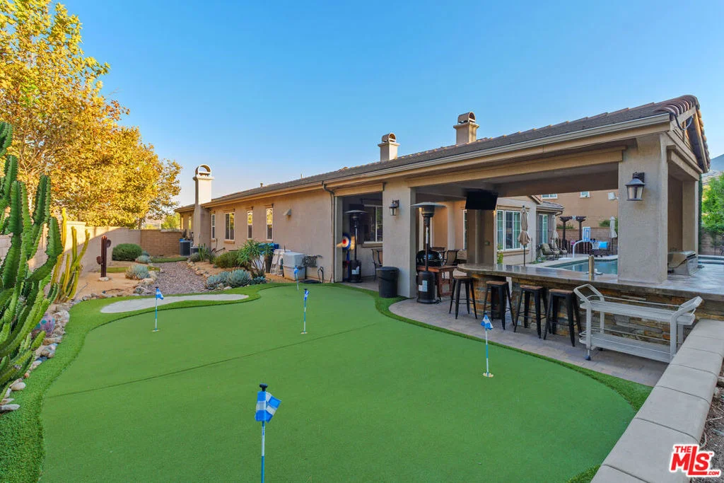 Photo of 22359 Foxhall Drive