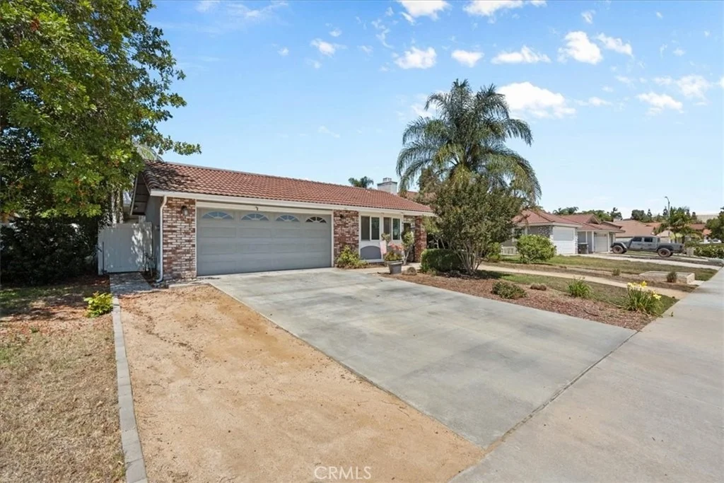 Photo of 8715 Sandhill Drive