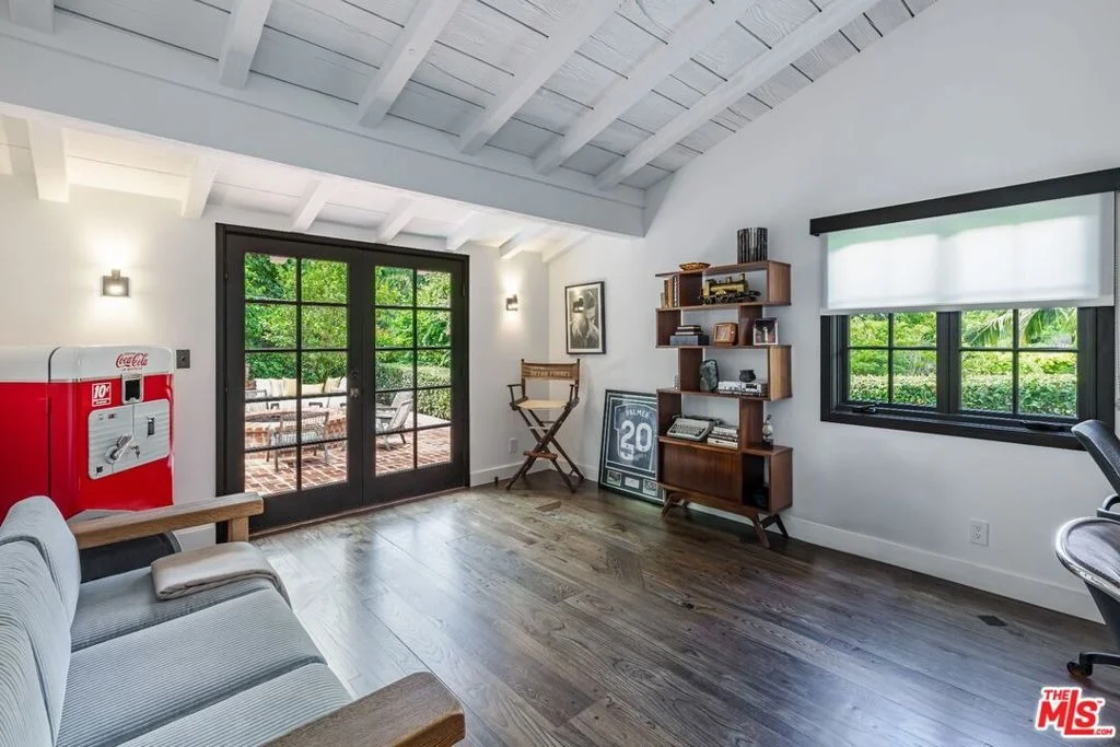 Photo of 9151 Warbler Place