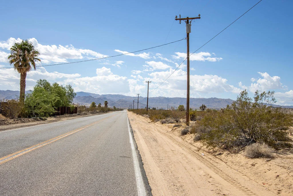 Photo of 2834 Border Road
