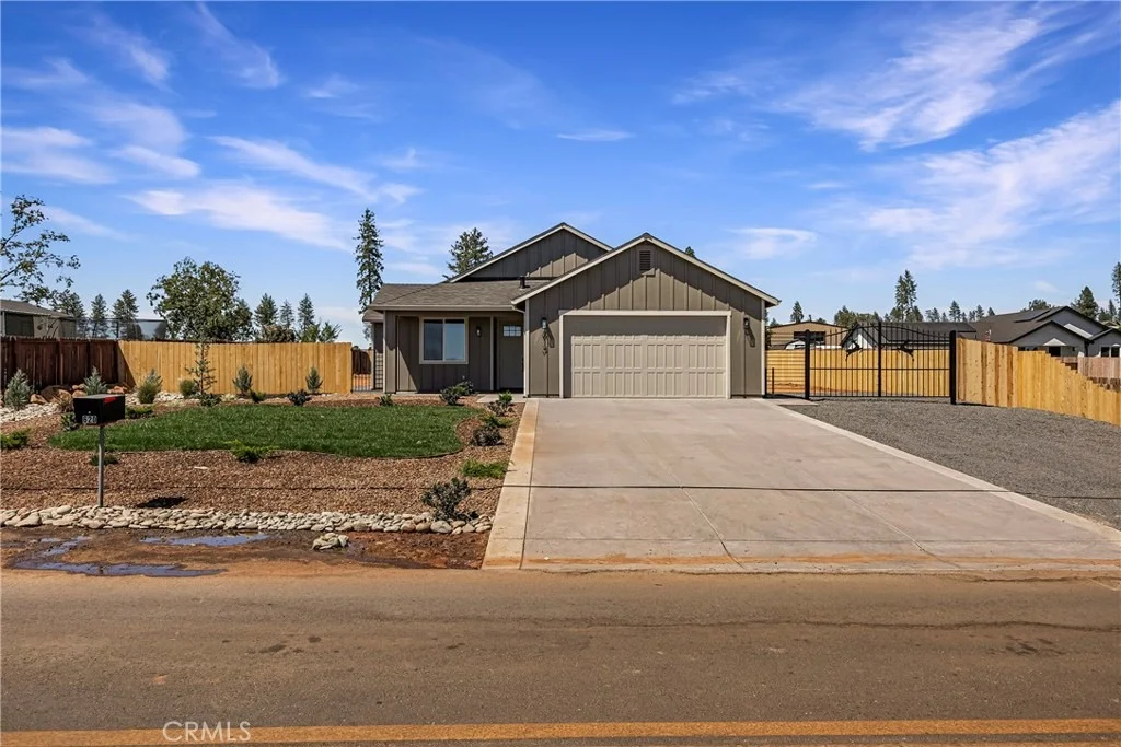 Photo of 613 Castle Drive