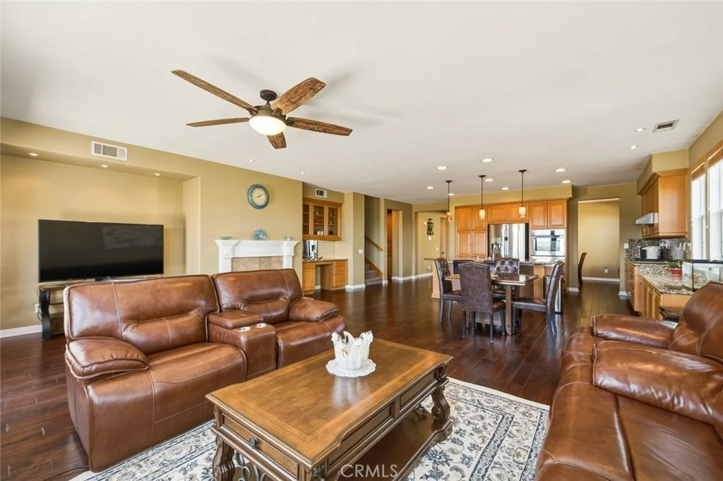 Photo of 3165 Forest View