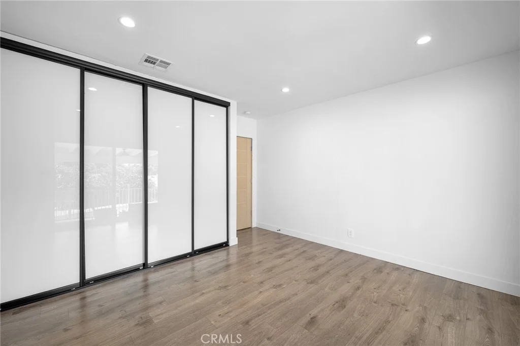 Photo of 2405 Jolley