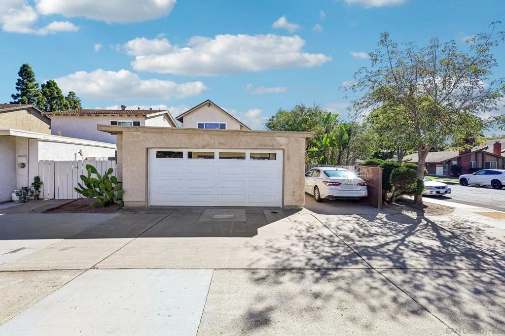 Photo of 10664 Escobar
