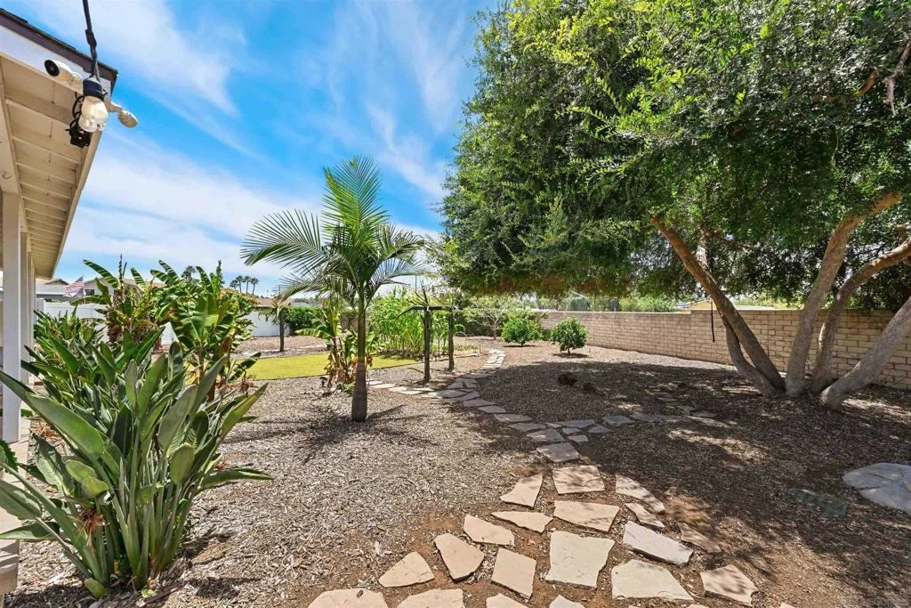 Photo of 2124 Oak Hill Dr.
