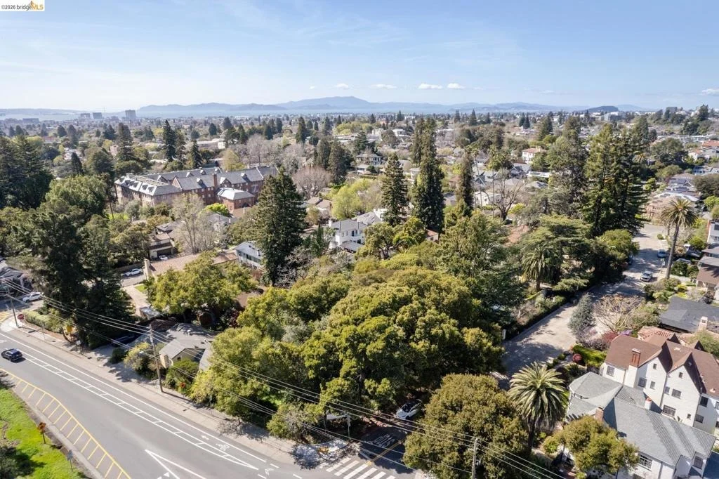 Photo of 0 Ivanhoe