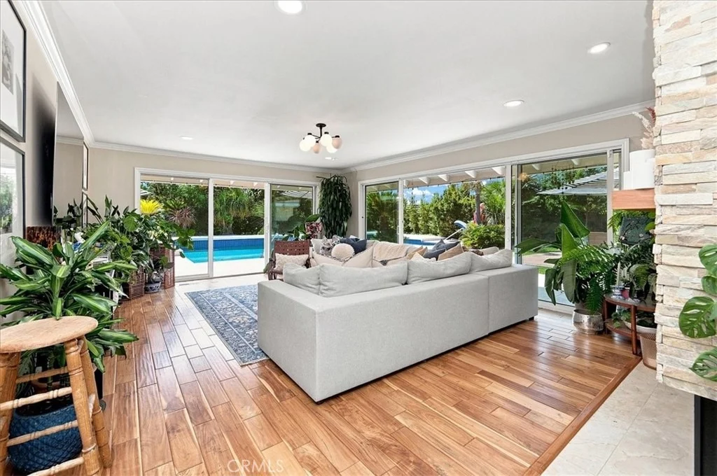 Photo of 931 Rancho Cir