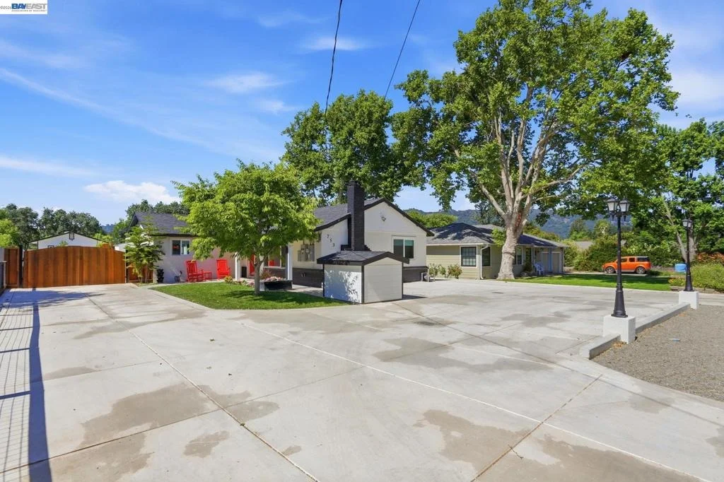 Photo of 753 Sycamore Rd