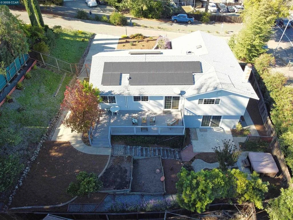 Photo of 4044 Cowell Road