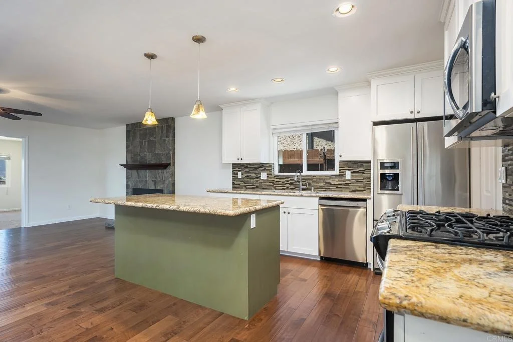 Photo of 9439 LAKE CANYON RD