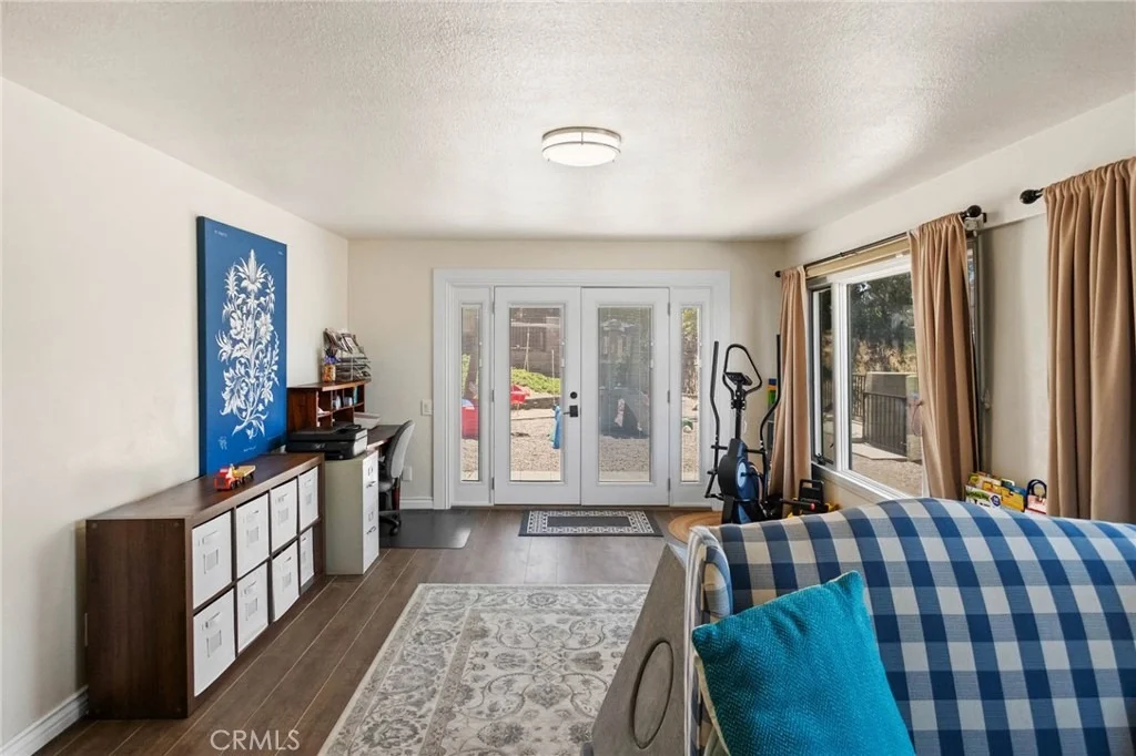 Photo of 1510 Pamela