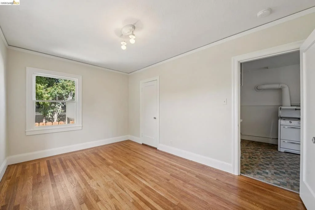 Photo of 736 Key Route Blvd