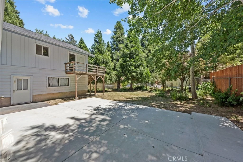 Photo of 22879 Juniper Lane