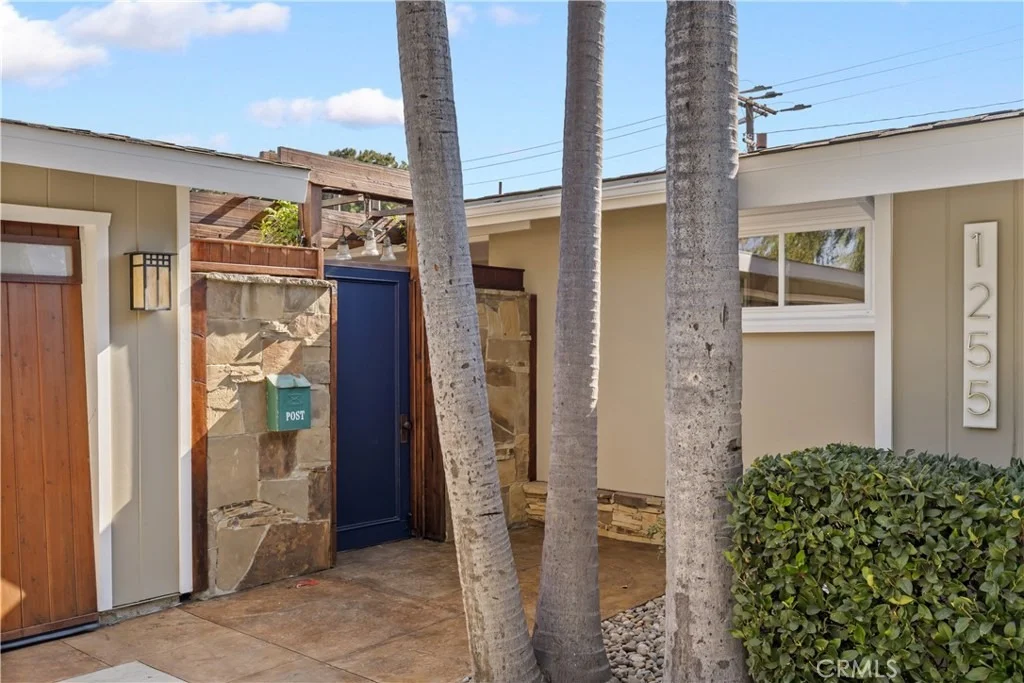 Photo of 1255 Hastings Ranch Drive