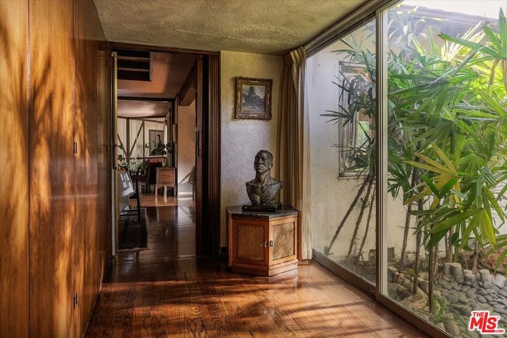 Photo of 8229 Davista Drive