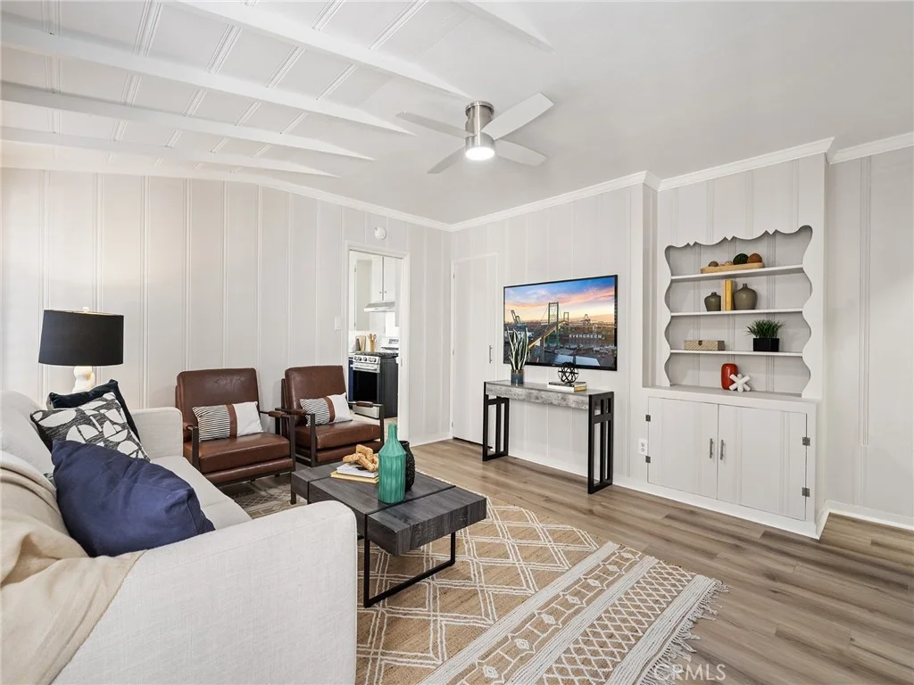 Photo of 2700 Eucalyptus Avenue