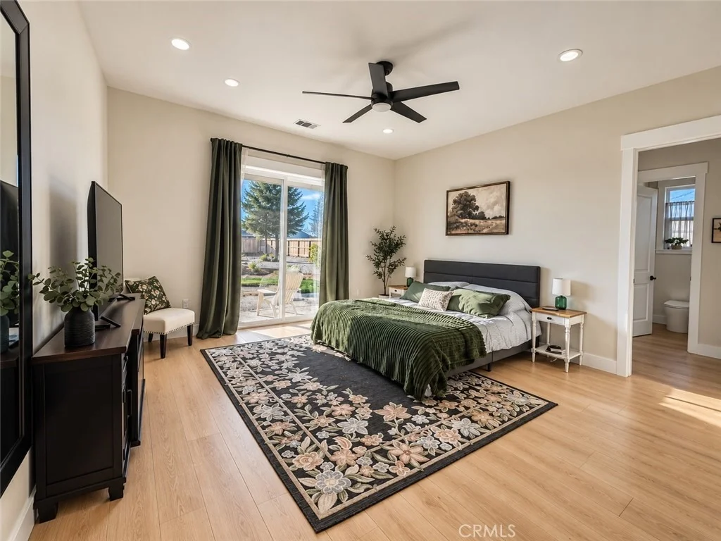 Photo of 5399 Harrison