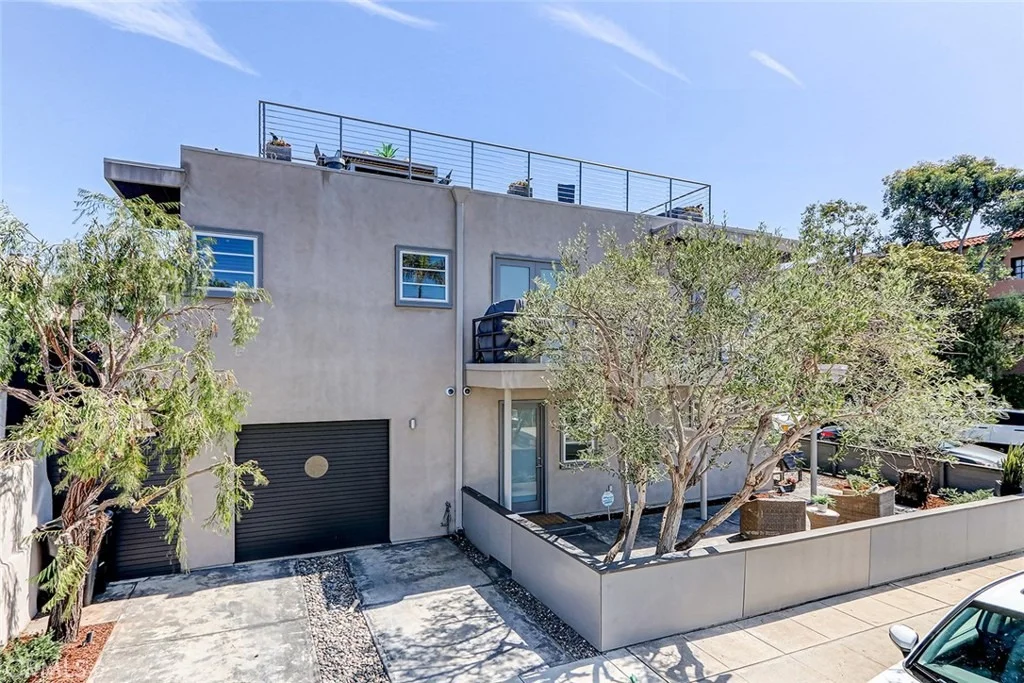 Photo of 301 25th