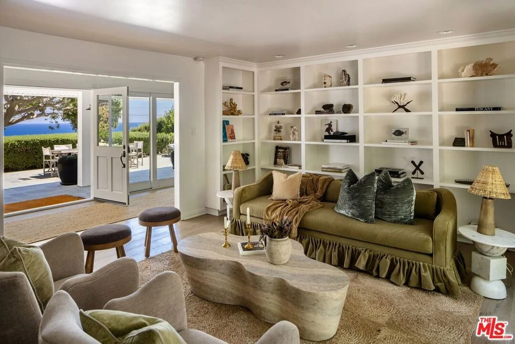 Photo of 29225 Cliffside Drive