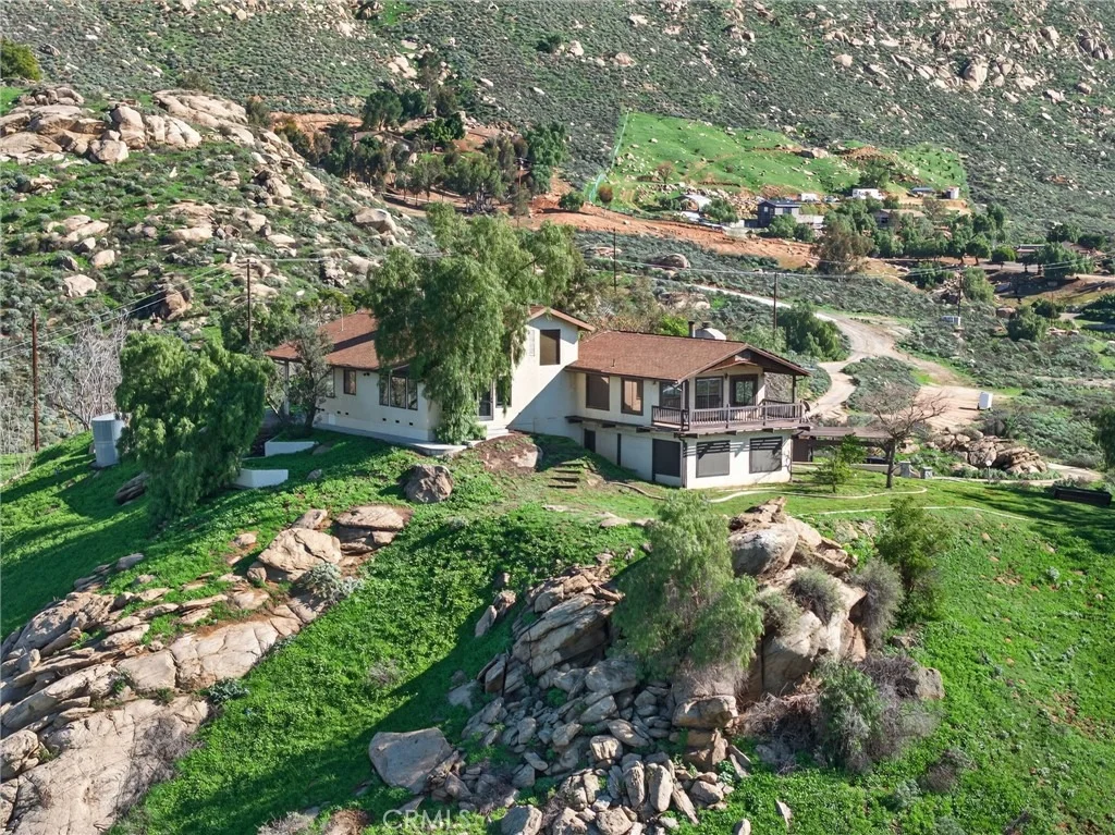 Photo of 20682 Hill Top Drive